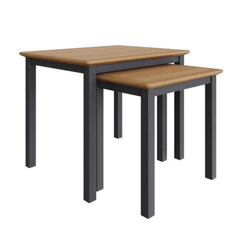 Assembled nest tables oak - of,