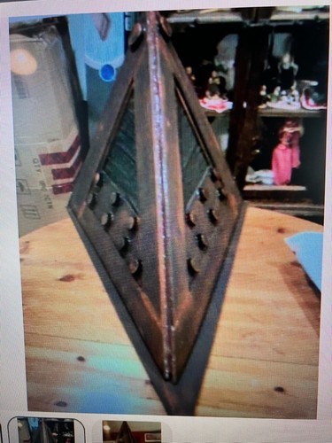 Red pyramid head silent - head, hill
