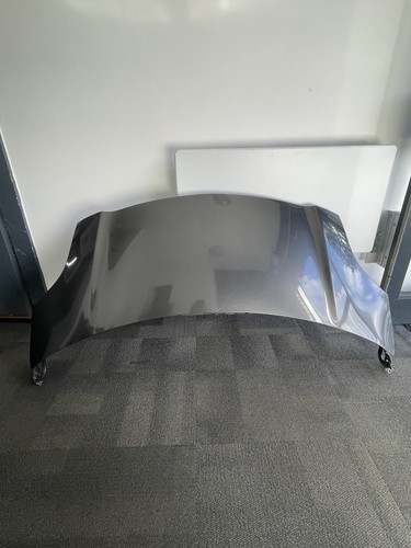 Toyota yaris 2008 bonnet - toyota,