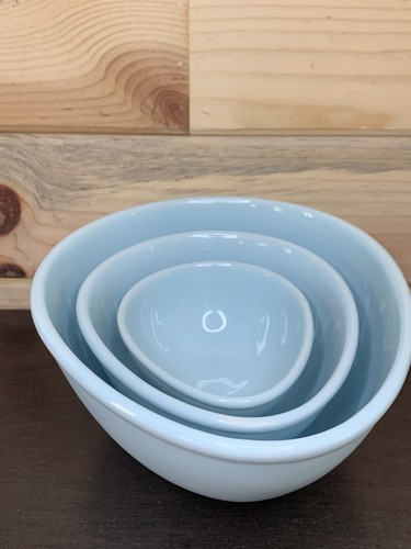 Vintage nigella lawson - lawson, nesting