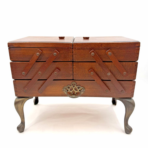 Vintage wooden sewing box - wooden,