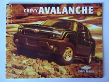 CHEVROLET AVALANCHE orig 2003 Canadian Mkt Sales Brochure - Canada