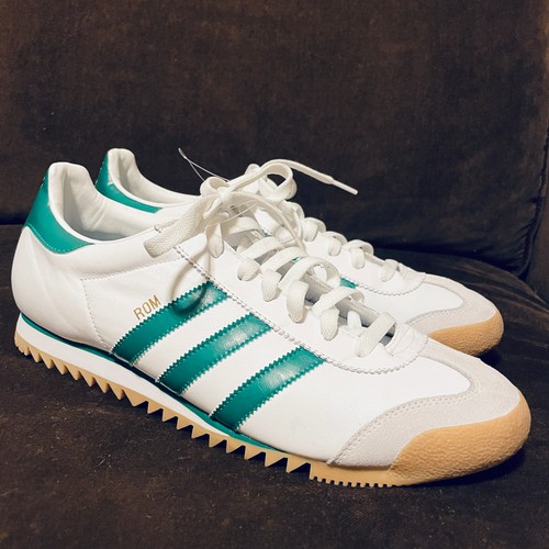 2011 vintage adidas originals - 2011,