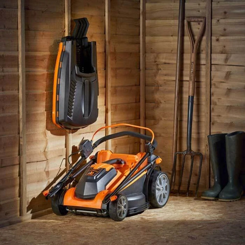 Lawnmaster cordless lawnmower - cordless,