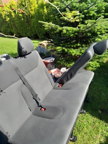 Rear seat in the - ,