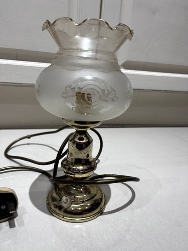 Vintage small glass flower - small,