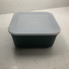 LEMCO - Square Green Bait Box Tub 3.3 Pint Box - Coarse / Match / Sea Fishing