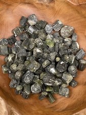 Green Tourmaline Rough Piece 20g Compassion / Tenderness / Patience