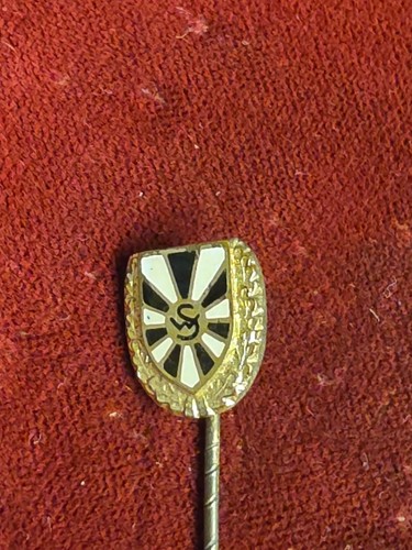 Vintage pin football honor - vintage,