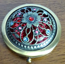 ORNATE DOMED JEWELLED COMPACT