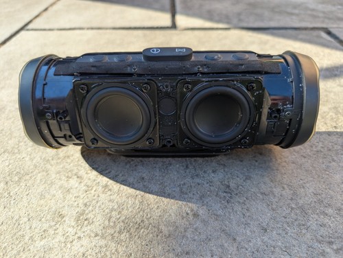 Jbl charge bluetooth - 3,