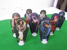 8 x PARANORMAL Investigators