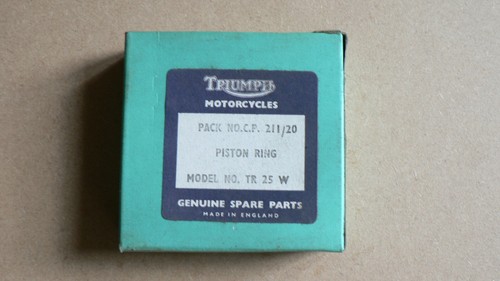 Triumph tr25w piston ring set - triumph,