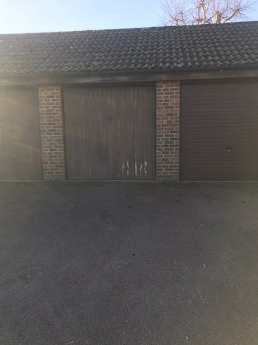 Garage rent - to,