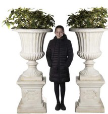 Pair giant fluted white - pair,