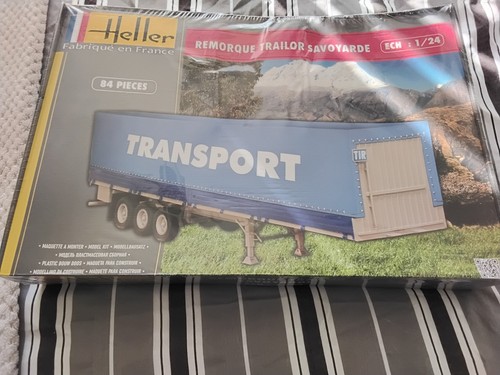 Model trailer - model,