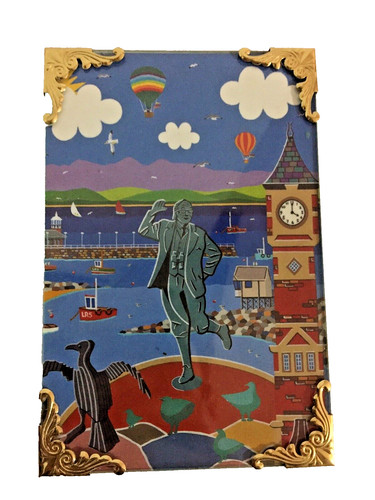 Eric morecambe statue - eric,