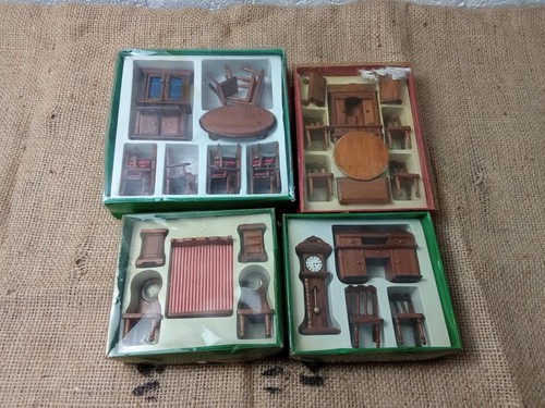 Vintage dolls house - vintage,