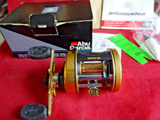 A SUPERB BOXED UNUSED ABU AMBASSADEUR 6600 D5 MULTIPLIER REEL