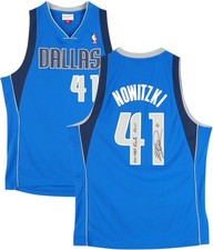 Dirk Nowitzki Mavericks Signed