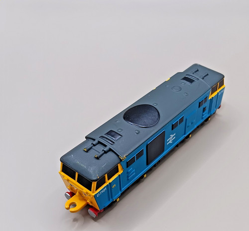 Ertl thomas the tank engine - thomas,