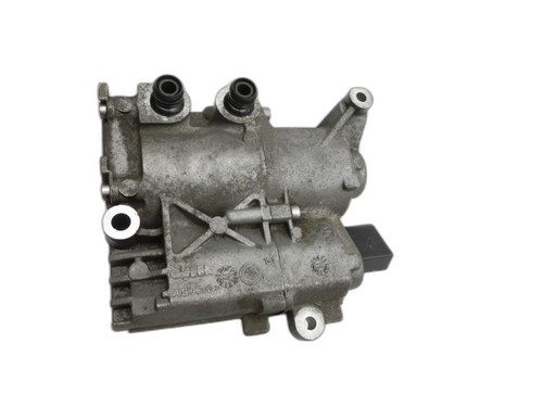Oil pump auxiliary - oil,