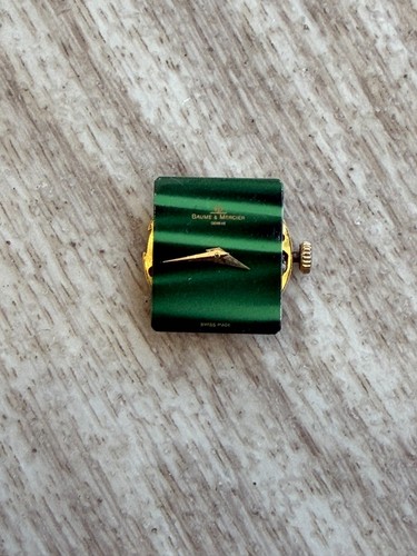 Baume mercier square - &,