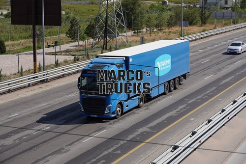 Truck photo volvo - truck,