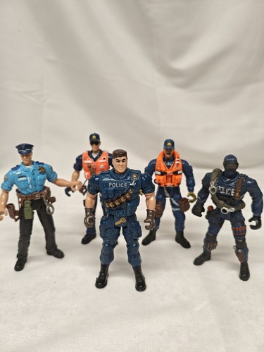 Chap mei action figures - mei,