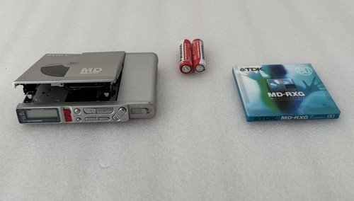 Sony r37 walkman - mz-r37,