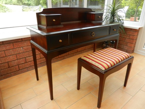 Stag dressing table with - table,