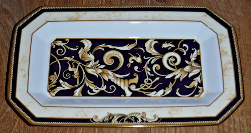 Wedgwood cornucopia - ~,