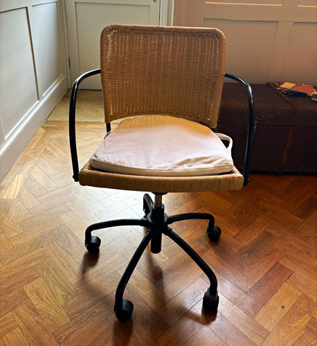 Beige rattan swivel office - beige,