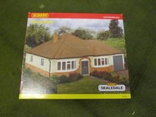 HORNBY R7290 SKALEDALE BUNGALOW OO SCALE BOXED