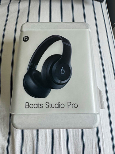 Genuine beats studio pro black - beats,