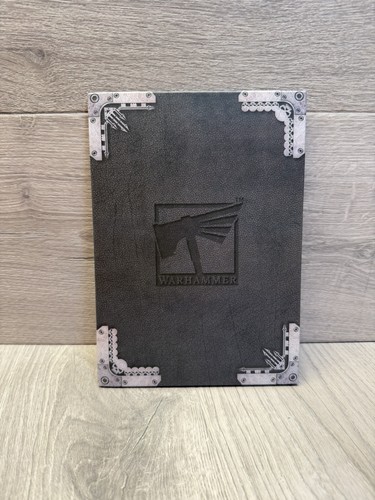 Warhammer 40k collectors - warhammer, coins