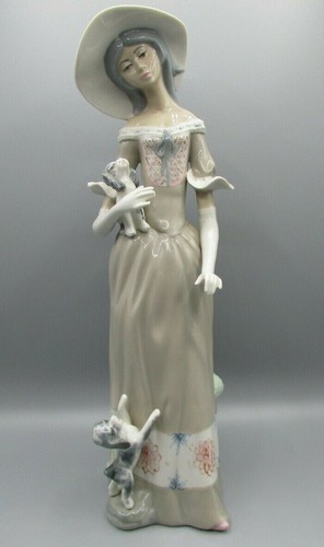 Casades figurine elegant - , lady
