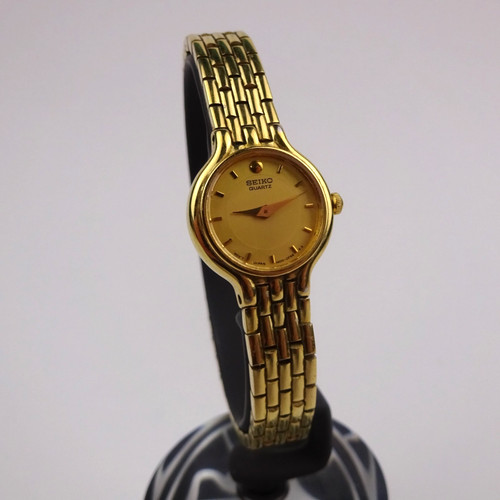 Seiko gold tone bracelet - gold,