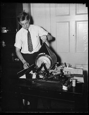 Photo:[Copy machine in office]