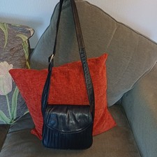 VINTAGE TULA NAVY LEATHER