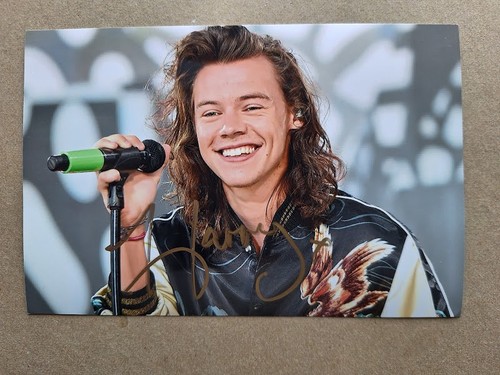Harry styles rock music legend - harry,