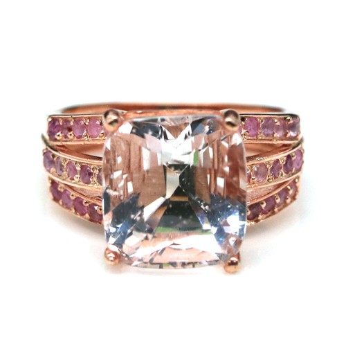 Pink morganite sapphire - pink,