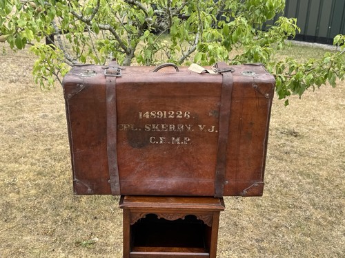 Vintage wwii era briefcase - wwii,