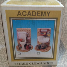 New & Boxed Vintage Academy Three Clean Mice Figure/Collectable Ornament  60/465