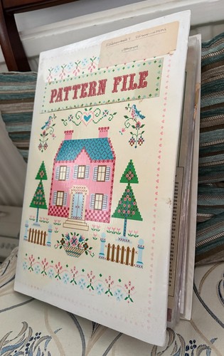 Vintage craft binder knitting - craft,