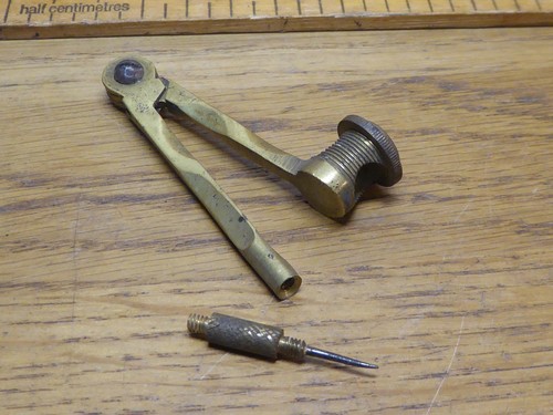 Brass helix compass with - helix,