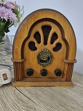 Vintage Style Cathedral Radio