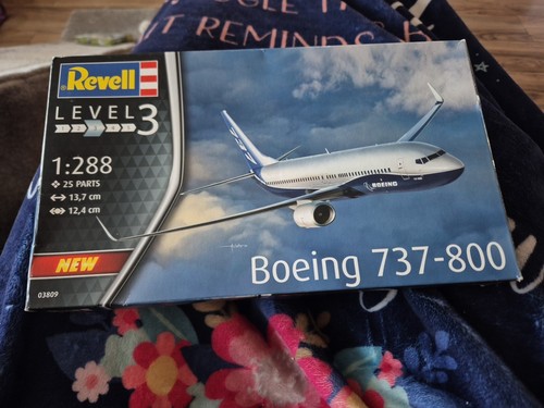 Revell boeing 737 - revell, 737-800