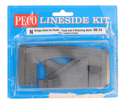 Peco gauge road bridge - n,