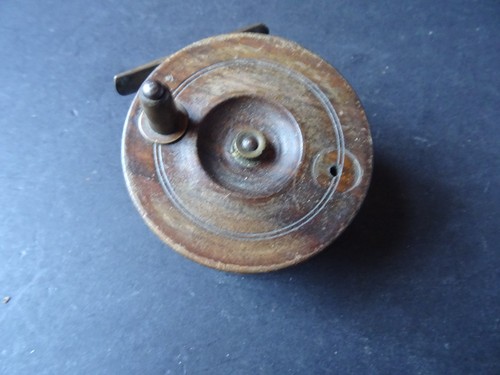 Vintage wooden and brass - ,